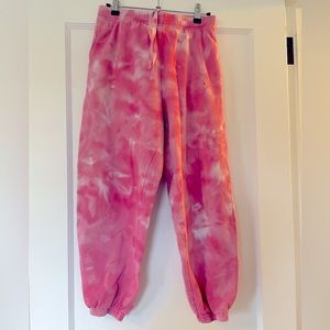 Women’s Tie-Dye Sweatpants